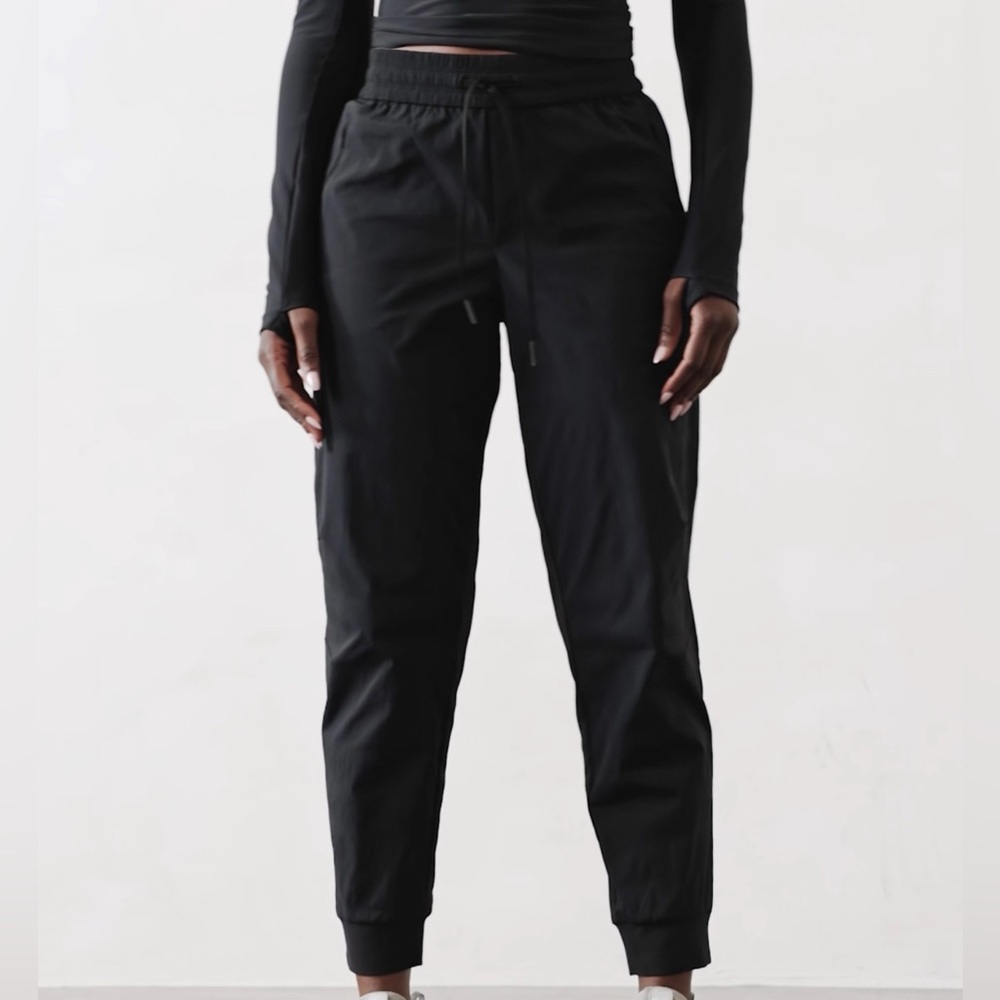 Athleta Trekkie North Jogger